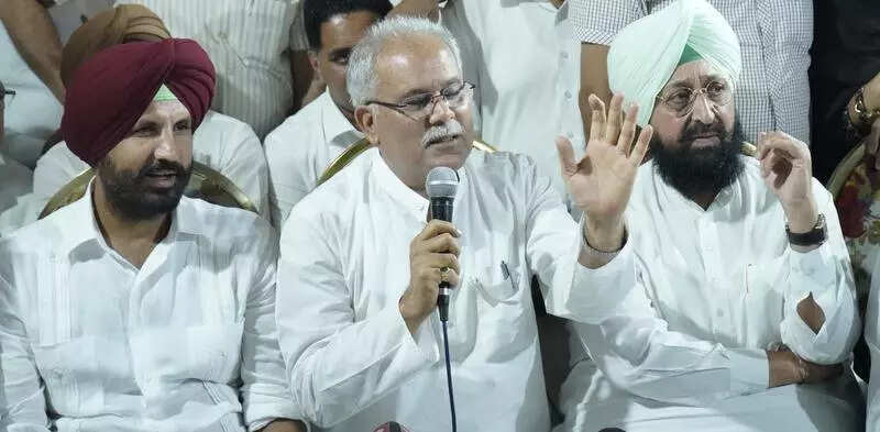 Cong leaders’ show of unity falls flat as Bajwa walks out in a huff