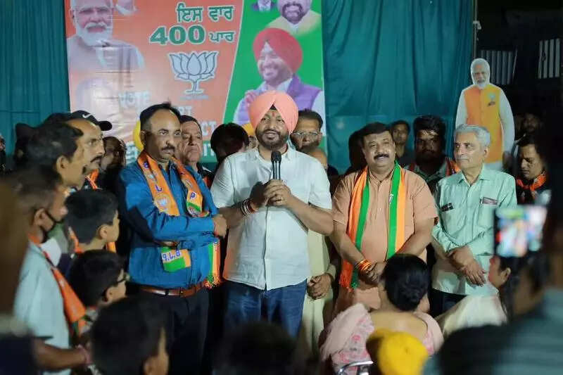 Bittu criticises AAP for power issues, questions CM’s absence