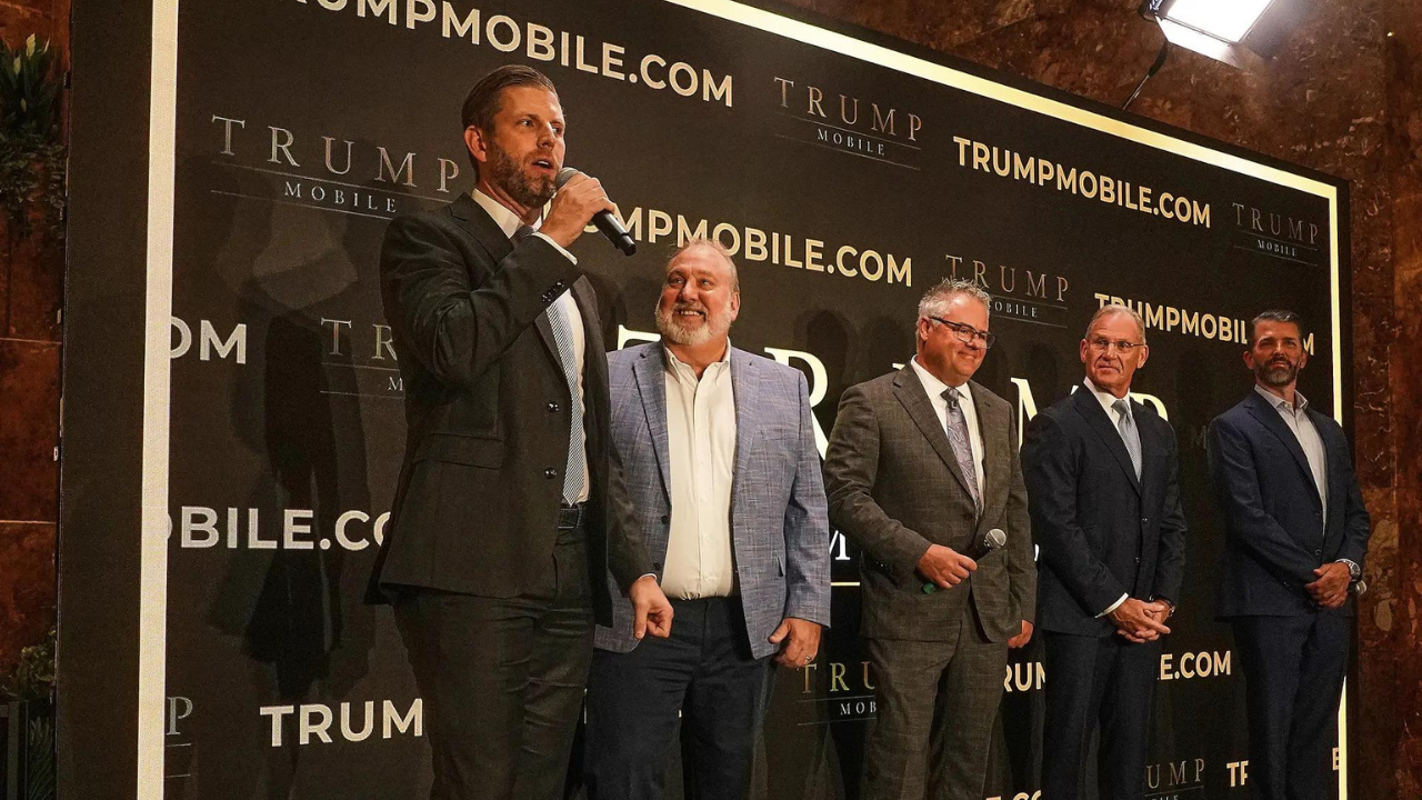 Trumps' new venture: A mobile phone company