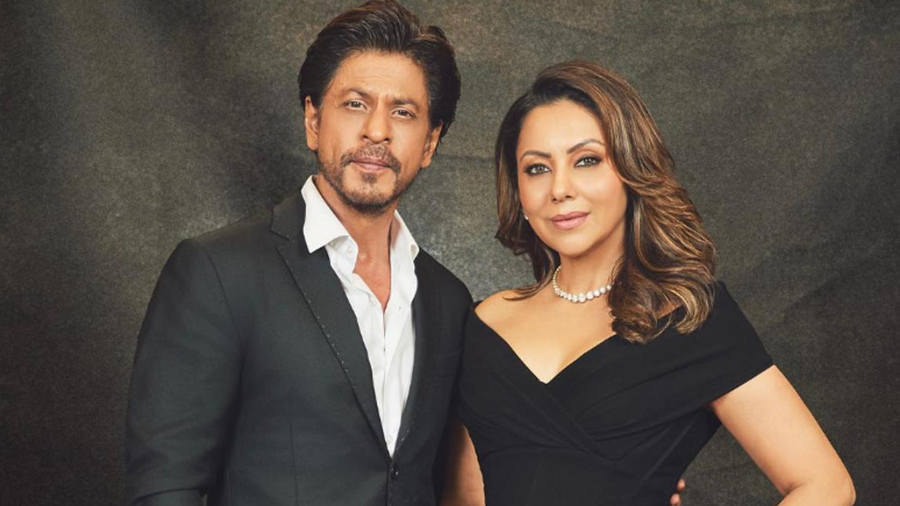 SRK once introduced wife Gauri as 'Ayesha'