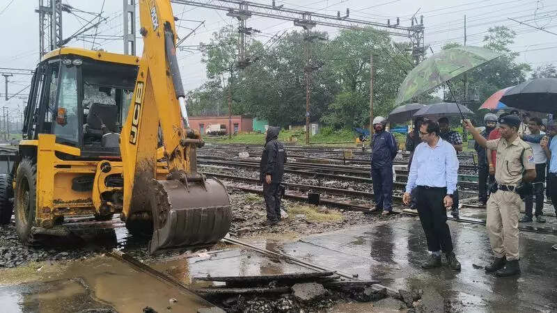 1 dead, houses collapse as rain batters Kolhan