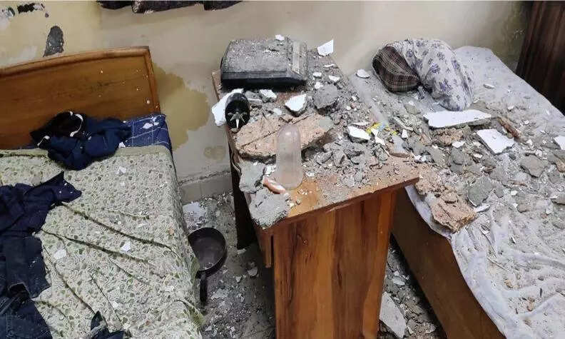 Student Hostels Overflowing, Doctors Sleeping In Corridors; LG Orders Action