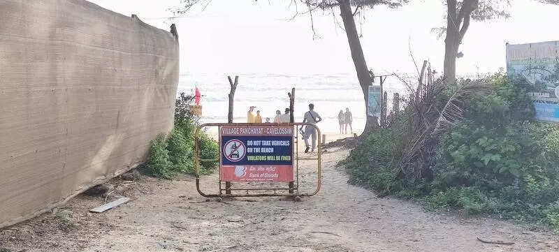 Cavelossim panchayat bars vehicles from entering beach
