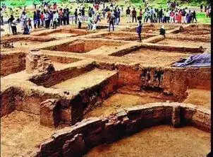 AIADMK, DMK spar over Keeladi