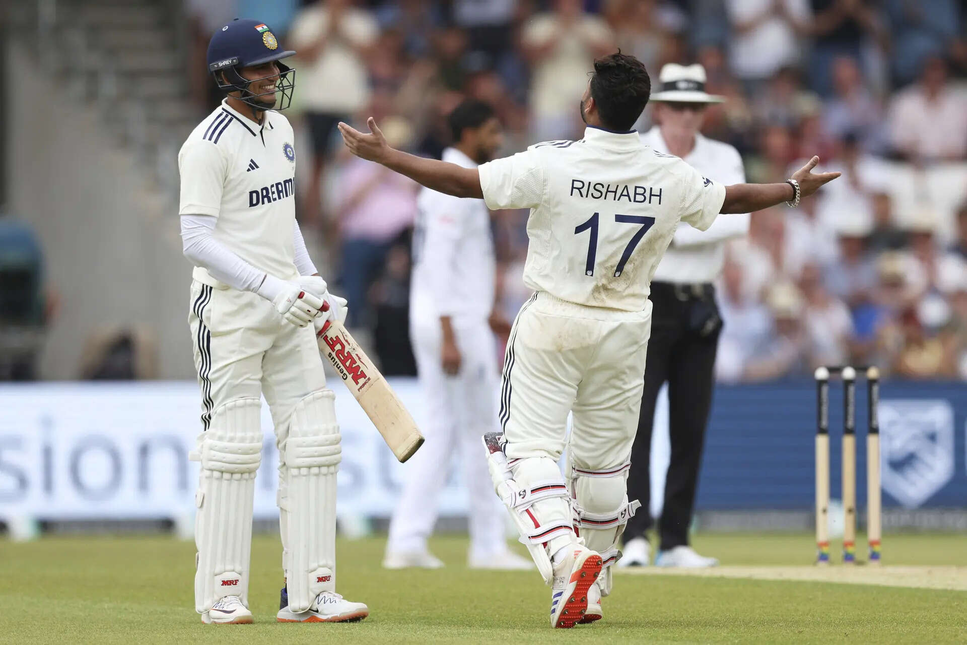 IND vs ENG: 'Kya hi baat hai teri bhai' - Gill’s banter with Pant lights up Day 2