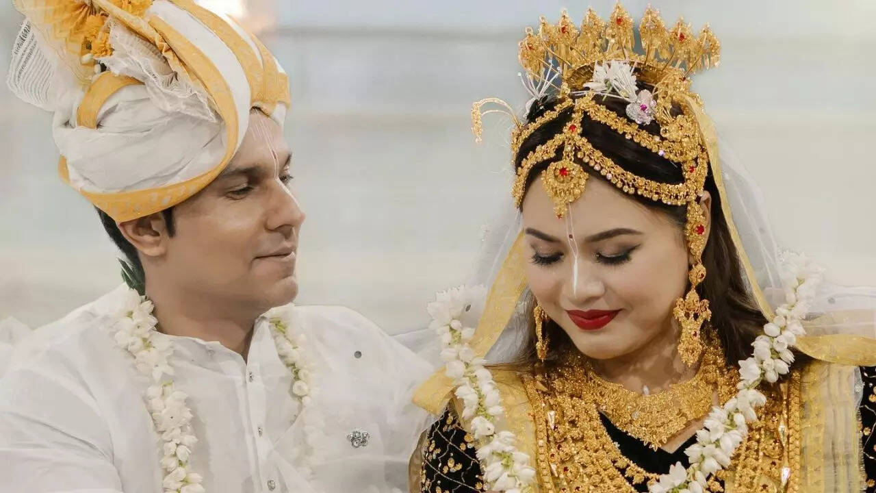 Randeep was given a bowl to pee during Meitei wedding