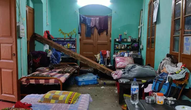 Edu dept seeks report on CU hostel beam fall