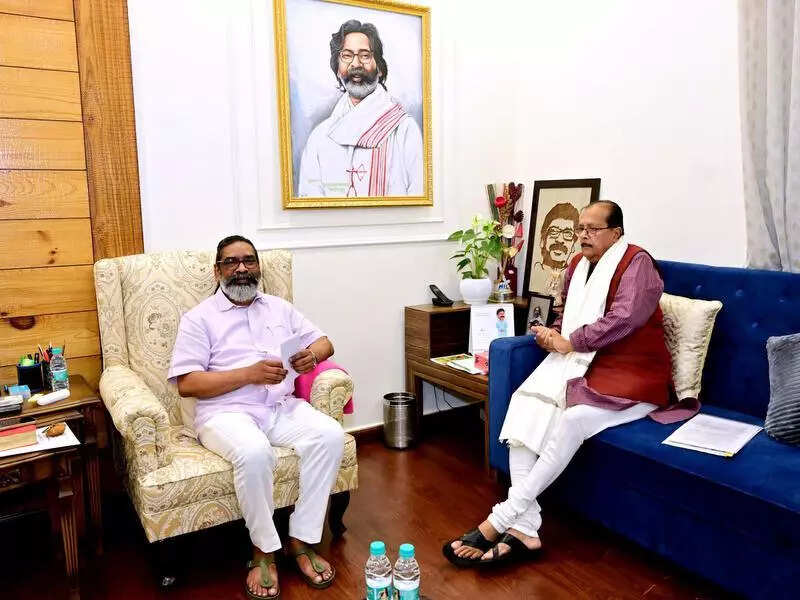 Hemant halts Grade-IV recruitment in Palamu