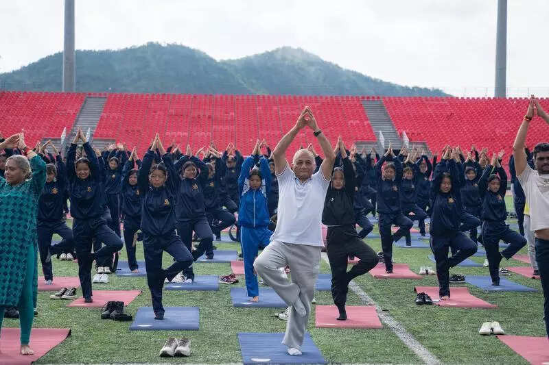 700 yoga enthusiasts attend Mizoram event