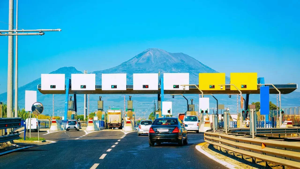 How the new rule of FASTag is helping highway commuters