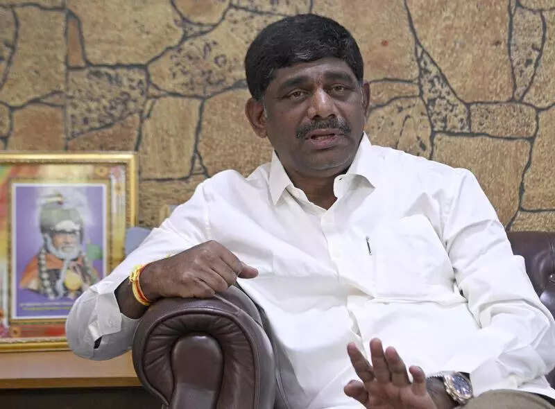 Jarkiholi bows out, but DK Suresh’s bid to bemilk federation chairman still faces hurdles