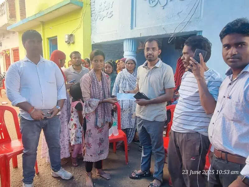 Couple killed in Hazaribag as portion of roof collapses