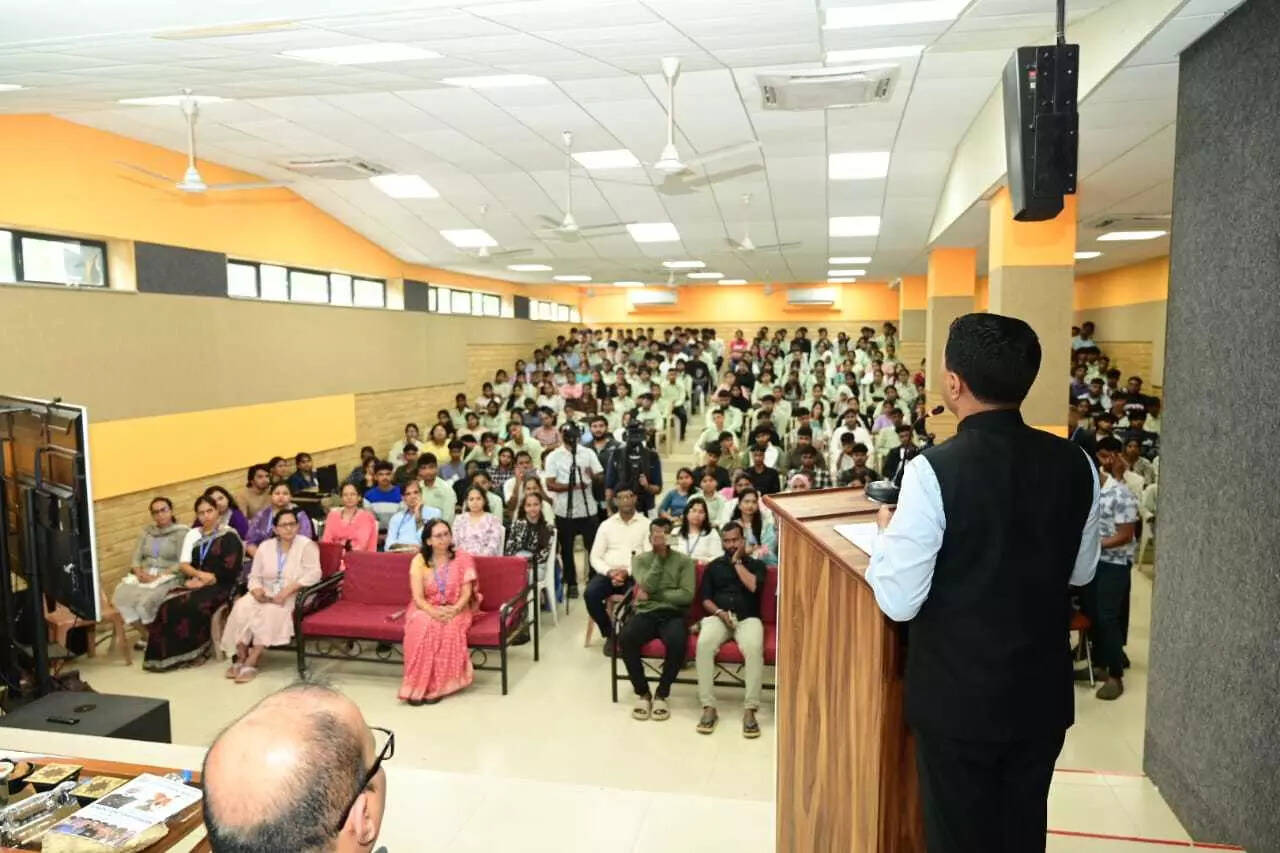 Colleges to get Rs 10L aid for incubation setups