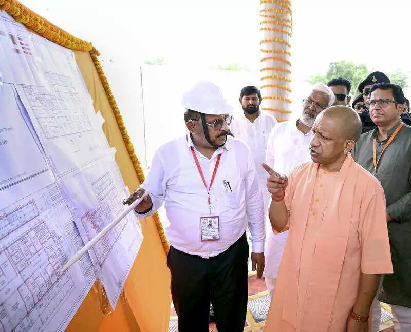 Led by Bhadohi, UP contributes over 60% of India’s carpet exports: CM Yogi