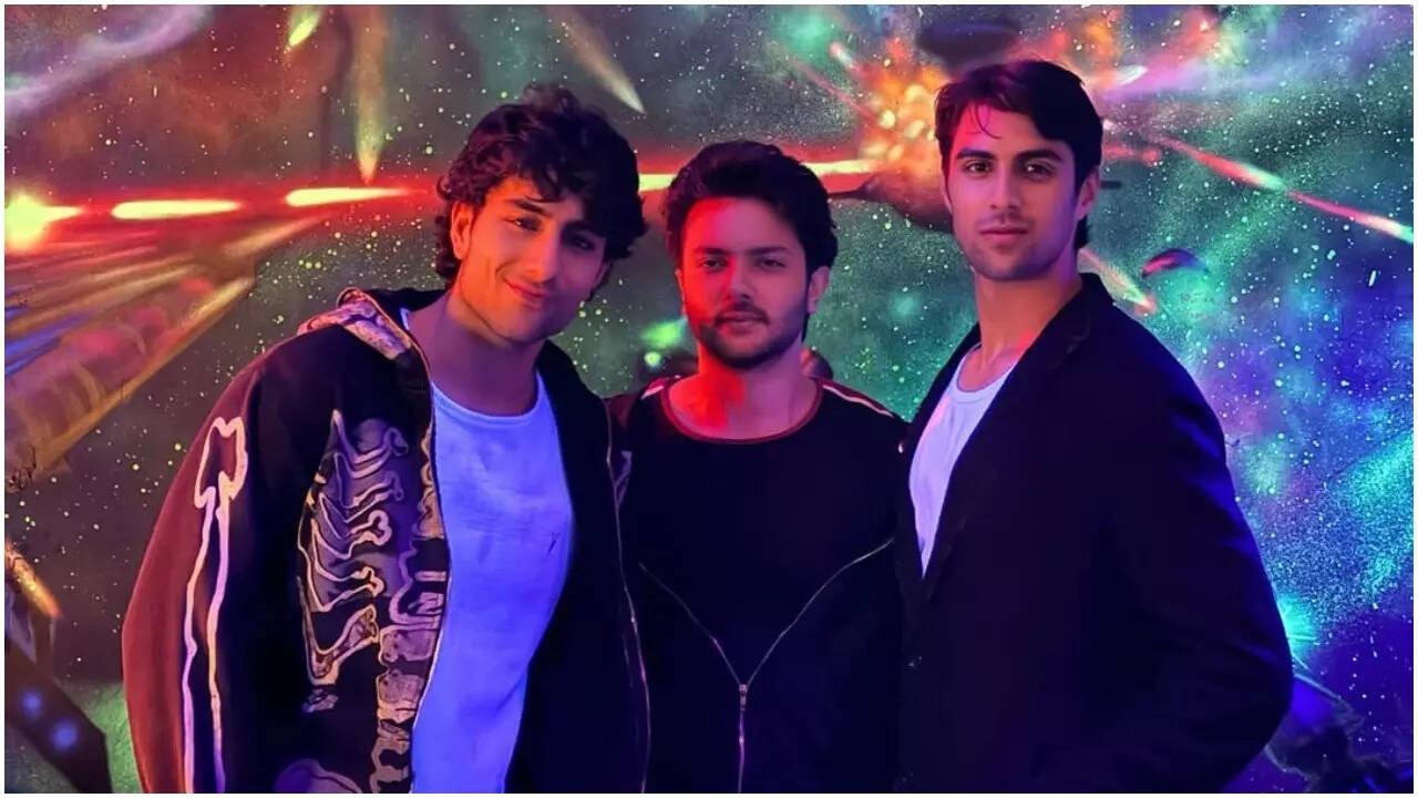 Ibrahim, Nirvan and Aryaman Deol’s London outing wins hearts