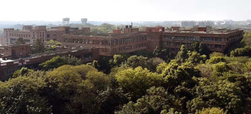 JNU Panel Recommends temporary closure, Merger of Some Special Centres Amid Review of Performance
