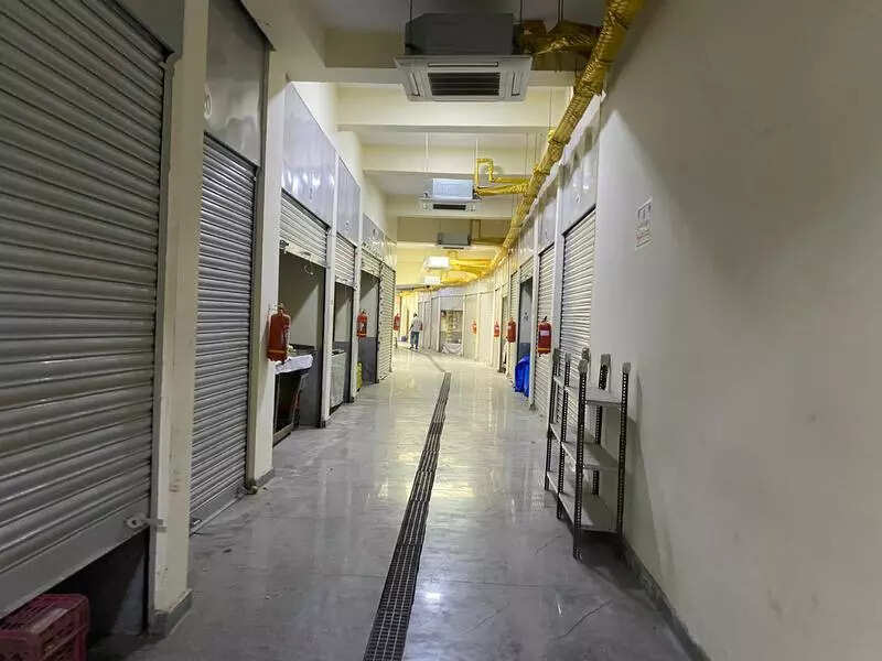 Amid poor footfall, Bengaluru’s underground AC market business dips 50%