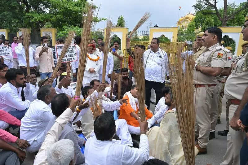 msid 122054900,imgsize 86778 https://jaipur.visitinrajasthan.com/wp-content/uploads/2023/10/cropped-cropped-R-2.png