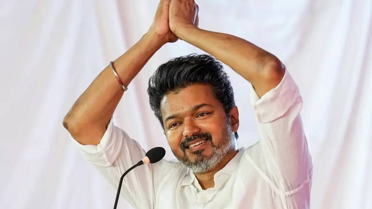 Will Thalapathy Vijay receive Rs 275 cr for Jana Nayagan