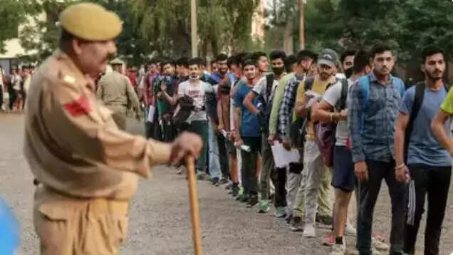 Cops’ exam: HC asks recruitment board to tell marks to petitioners