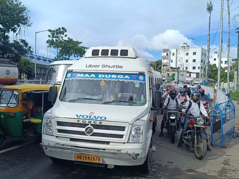 Kolkata Police starts fresh vehicle count at Chingrighata
