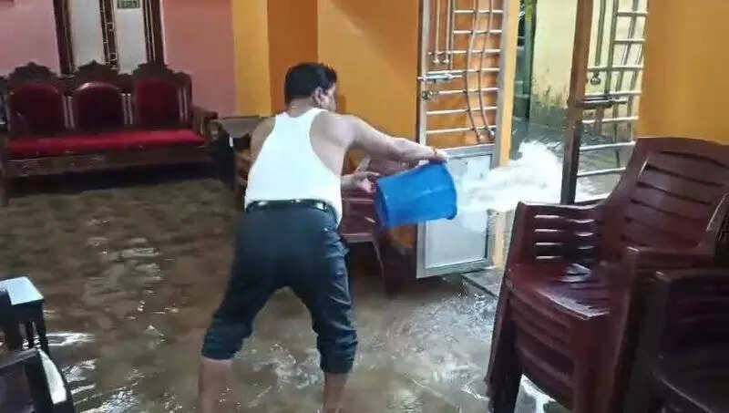 Rain floods several areas in Cuttack’s CDA for hours