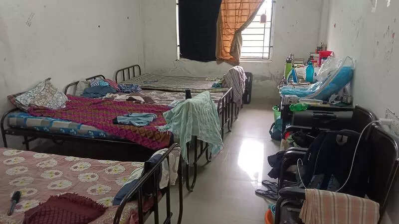 Pitiable Plight of Hostel and More Influx Drives Taramani Law College Girls to Protest, Seek Additional Building