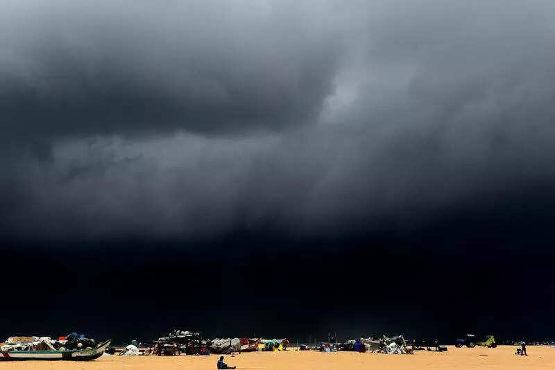 Cloudy weather brings warm days and warmer nights as rain returns to west Tamil Nadu districts