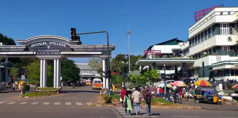 Medical college hospital prohibits excess food distribution and improper waste disposal on campus