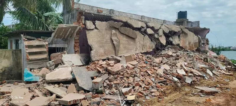 More time sought to clear 194 houses from lake in Avadi