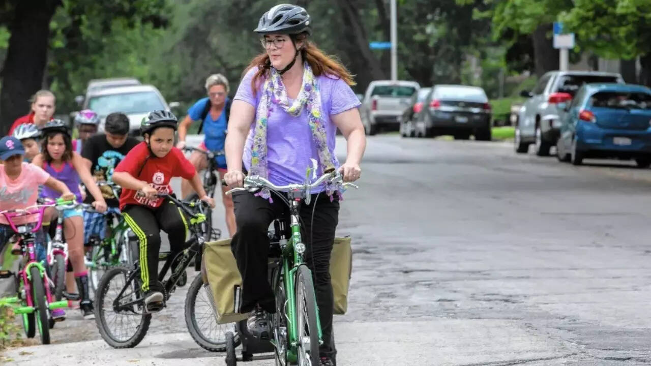 Cycling (1)