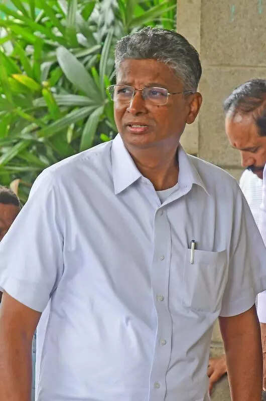 Satish Jarkiholi will replace DKS as KPCC chief: Minister Rajanna