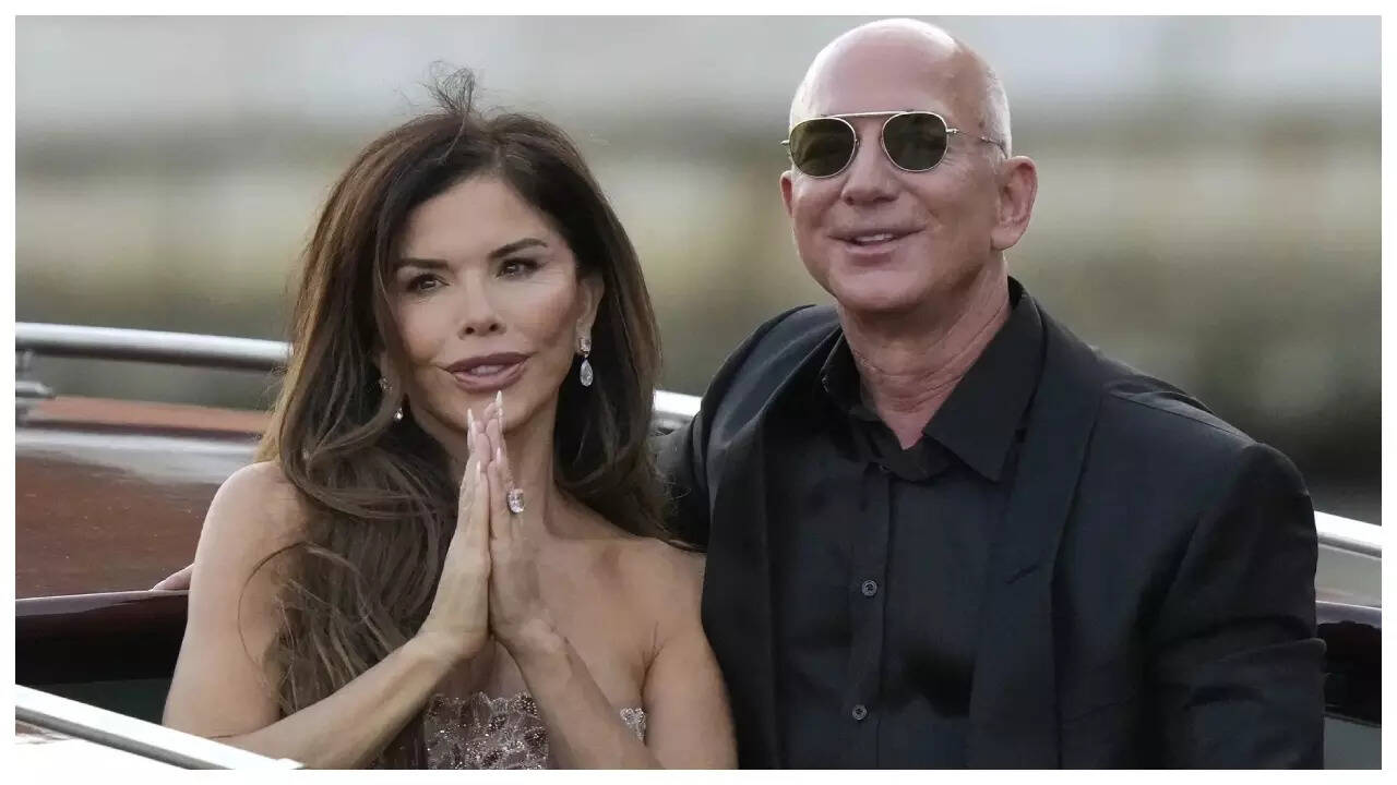 Bezos' pajama party: Celebs rock risque outfits - PICS