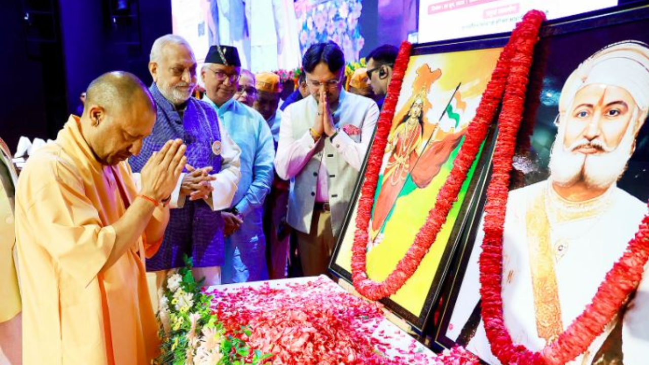 CM Yogi Adityanath pays tribute to philanthropist, Bhamashah; honors top tax-paying traders