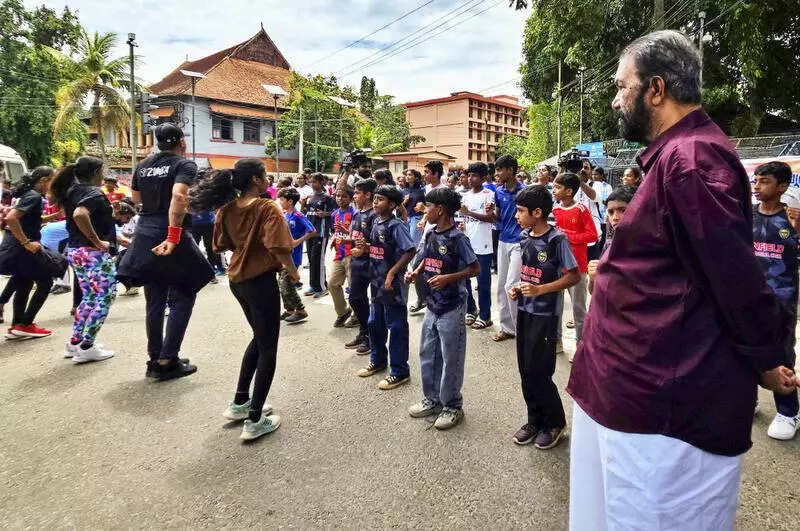 Don’t dictate terms: Min on Zumba row