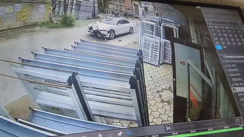 Audi crushes man to death, injures 3 in Ludhiana market