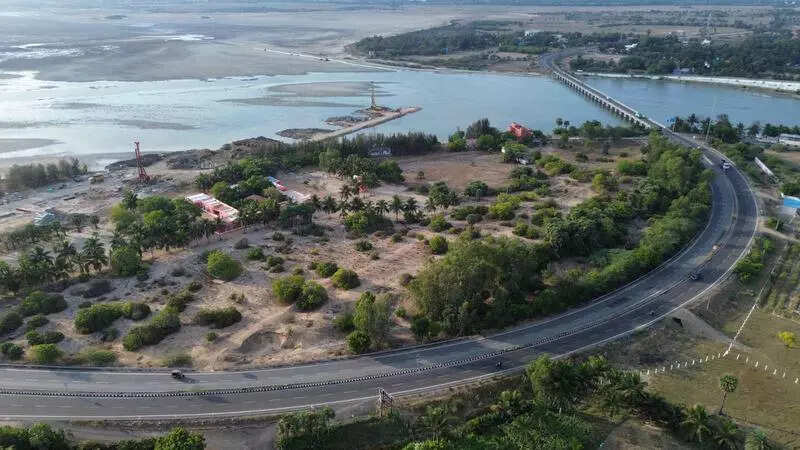 ECR bridge to follow widening plan; delays likely as NGT review continues