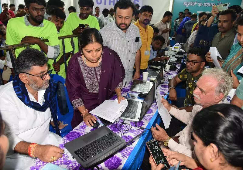Over 3,000 residents get e-khata at Bengaluru mega mela