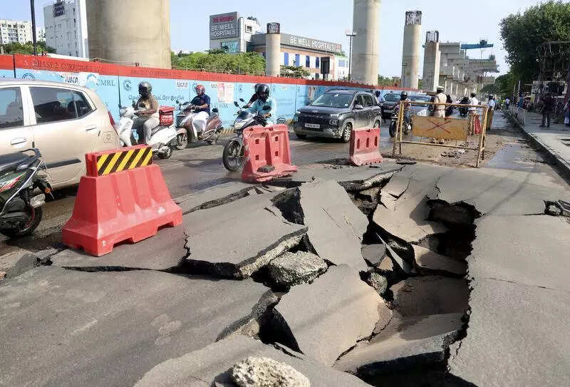 Koyambedu pipeline bursts again