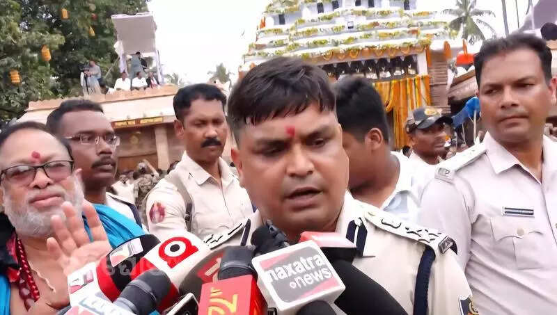 New Puri collector, SP take charge