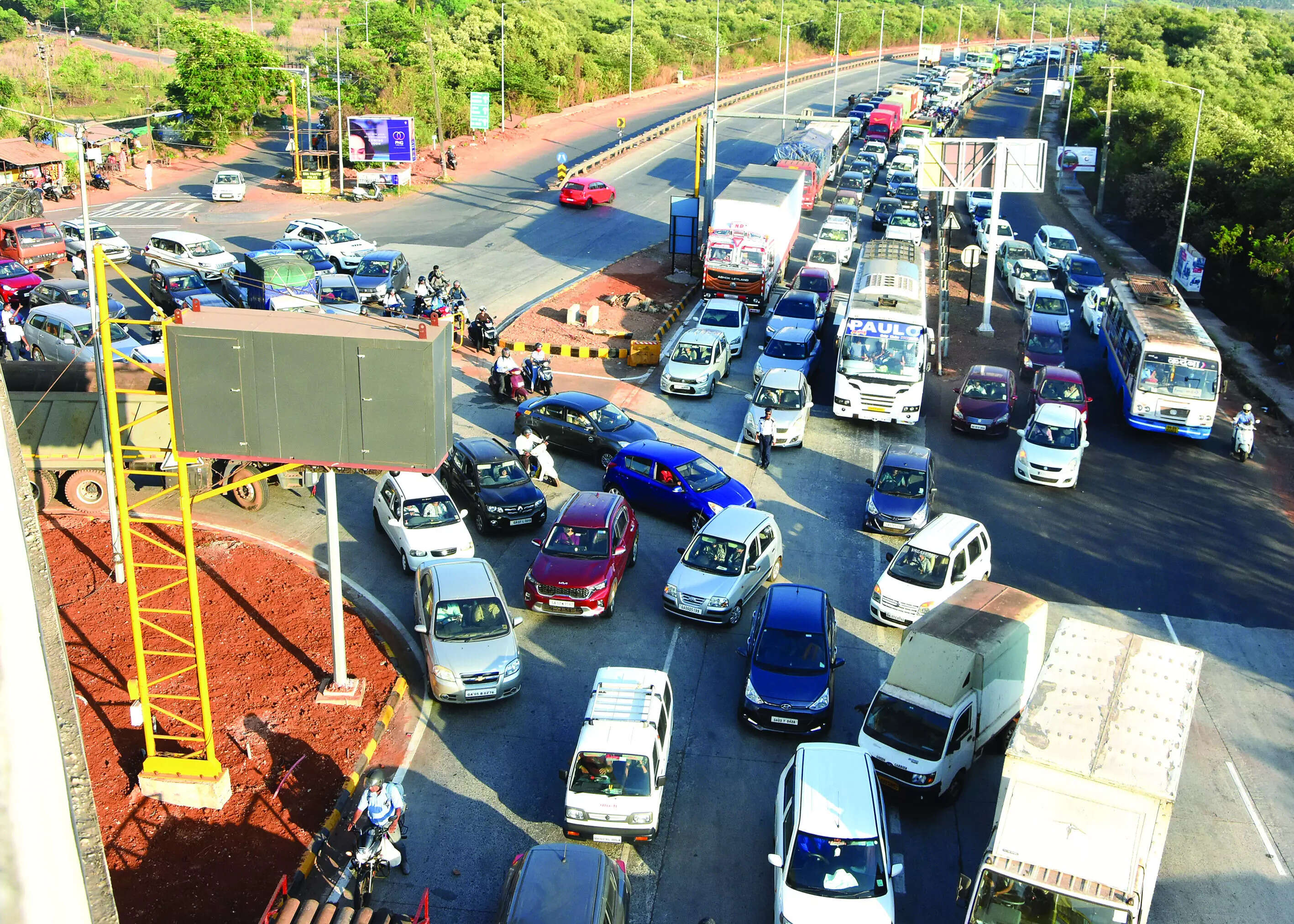Dismantle faulty AI traffic signal at Merces, PWD told