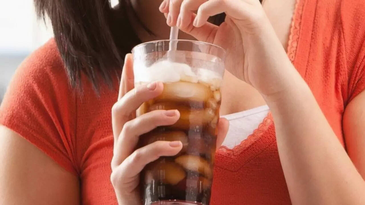 Women drink (4)