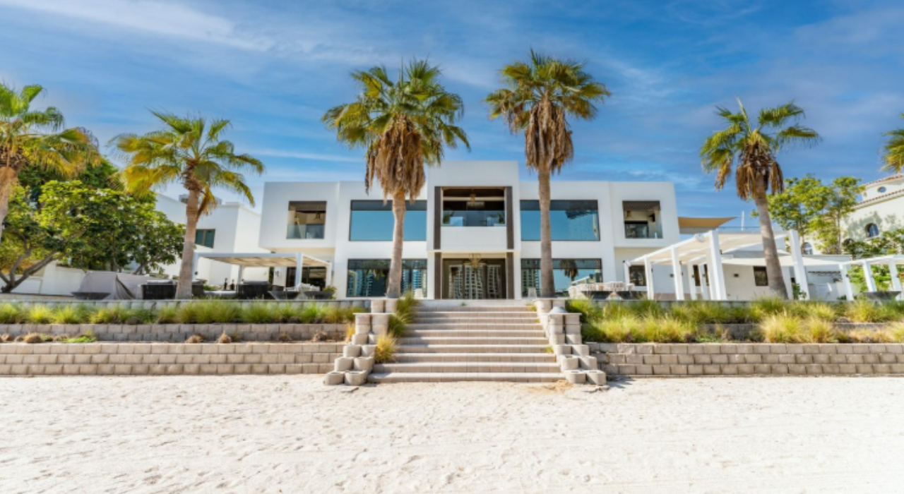 This Dh70 million Dubai mansion offers ocean views, Bentley decor and Shah Rukh Khan next door