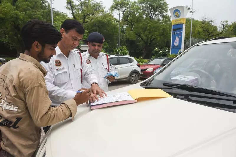 BJP, AAP oppose EOL vehicle crackdown