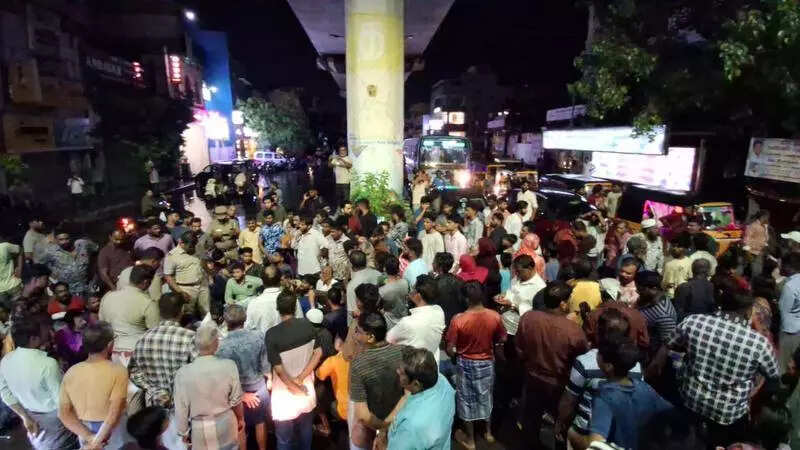 Teen dies of electrocution in Thiruvottiyur