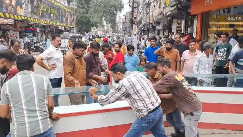 Ludhiana MC removes temporary encroachments near Mata Rani Chowk