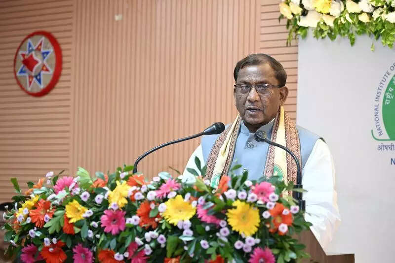 Stop eviction drives conducted sans due process, CLP urges guv