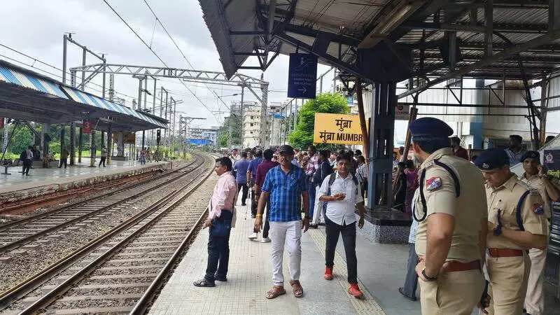 Injured man found on railway tracks near Mumbra station