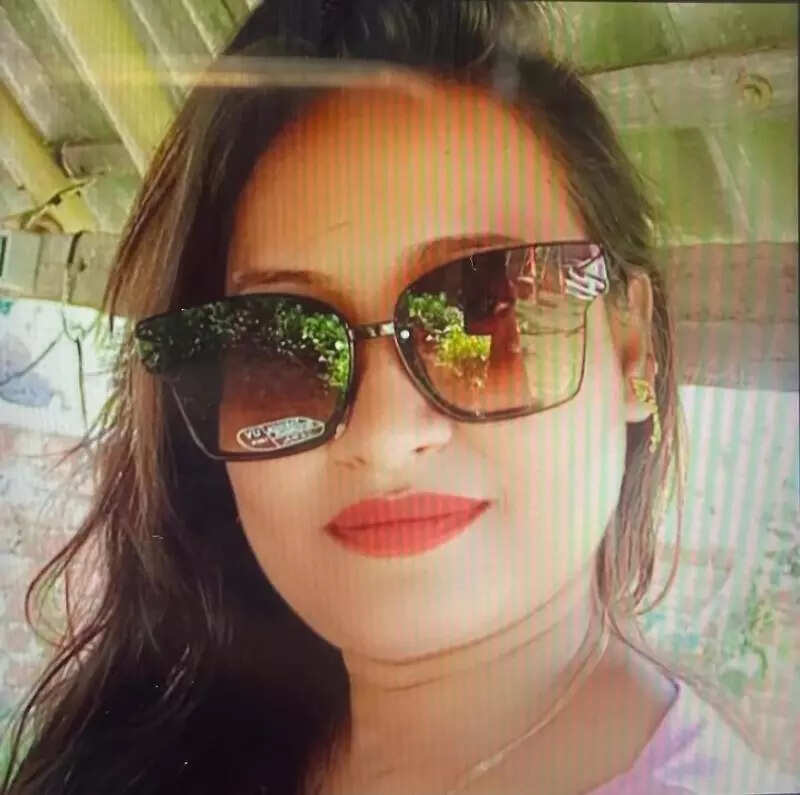 Nurse found dead in alley near home