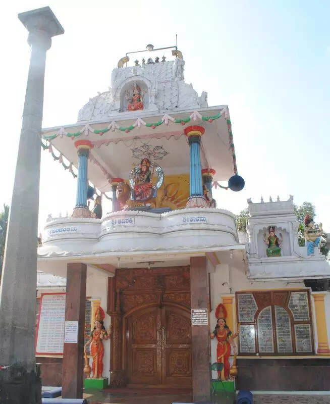 Grants for private temples, mutts increased from Rs 1 crore to Rs 5 crore